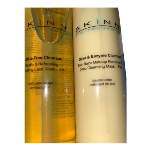 BNWOT Skinn Cosmetics large size w/desired formula (sold out everywhere)… - Picture 2 of 16